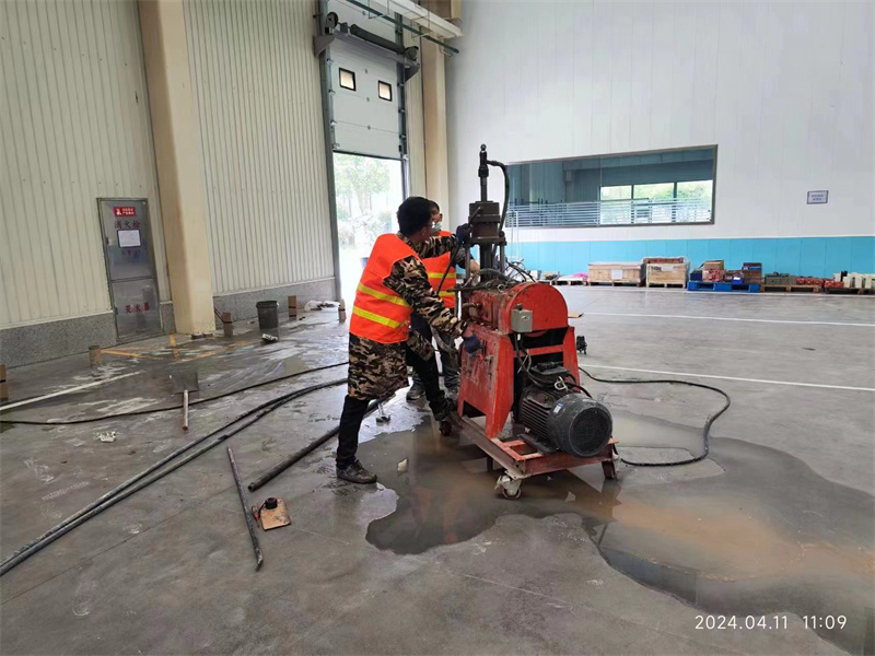 长子厂房地面下沉塌陷注浆加固施工